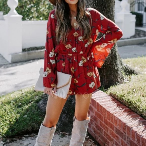 En Creme Rust Hit The Hay Deep V Bell Sleeve Playsuit Romper size Small - Picture 3 of 5